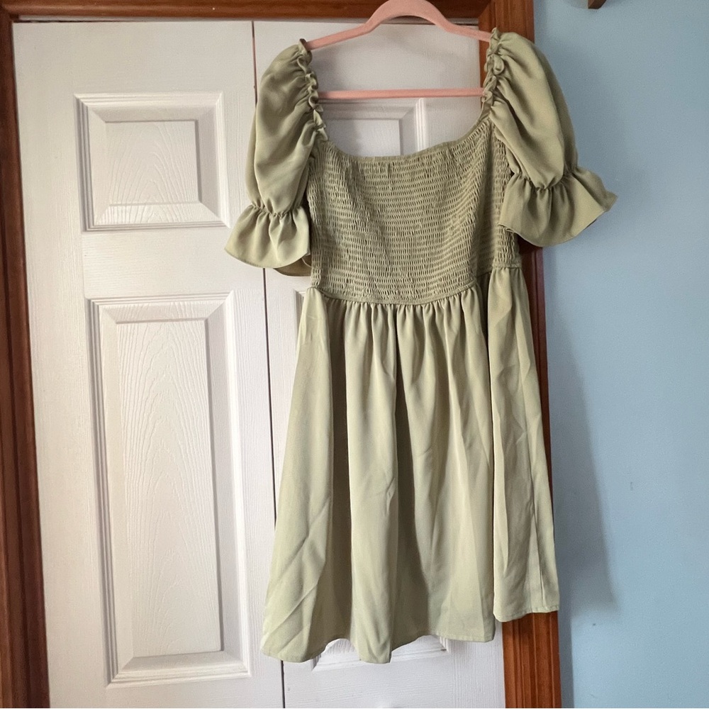 Women’s Green Dress